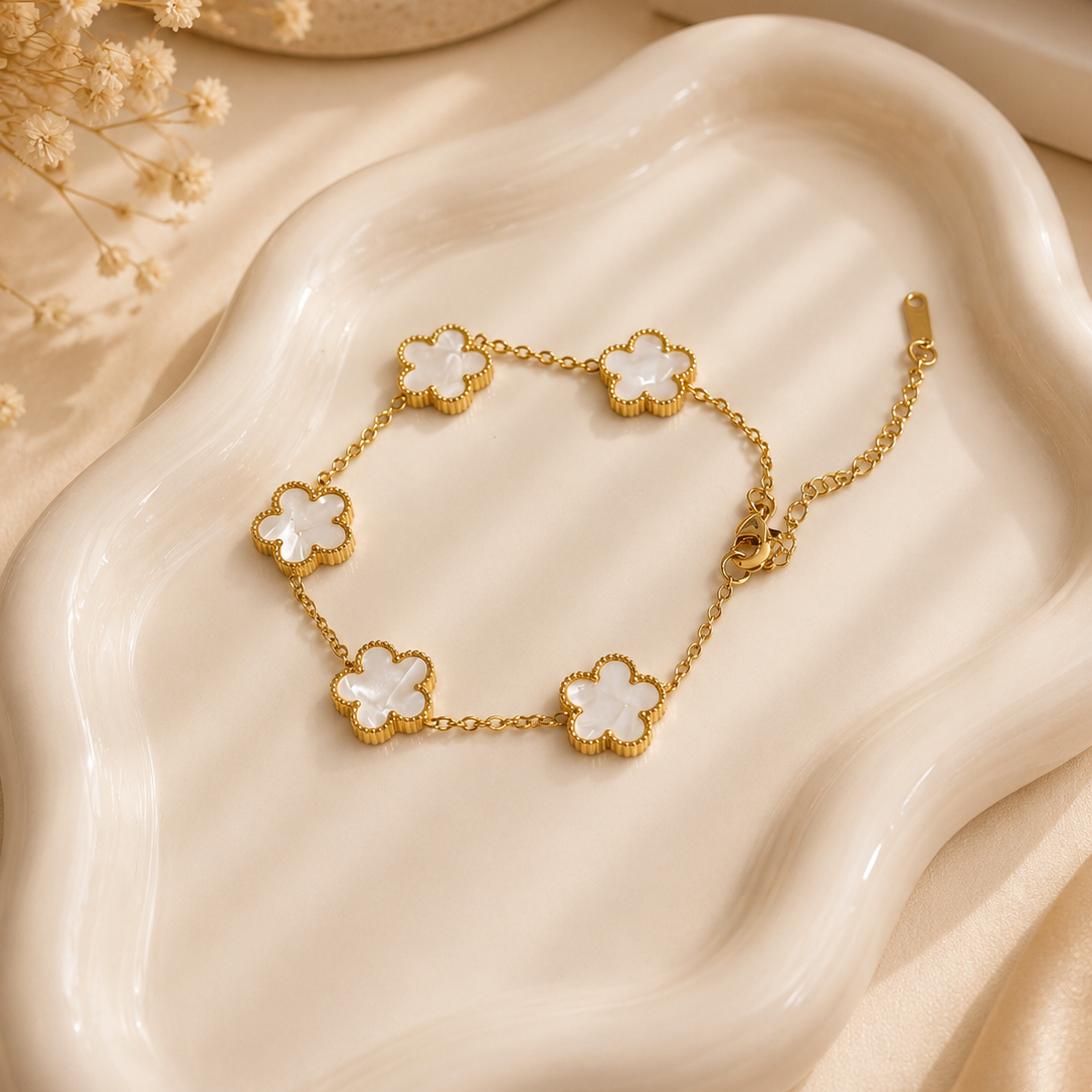 Mother of Pearl Bloom Bracelet