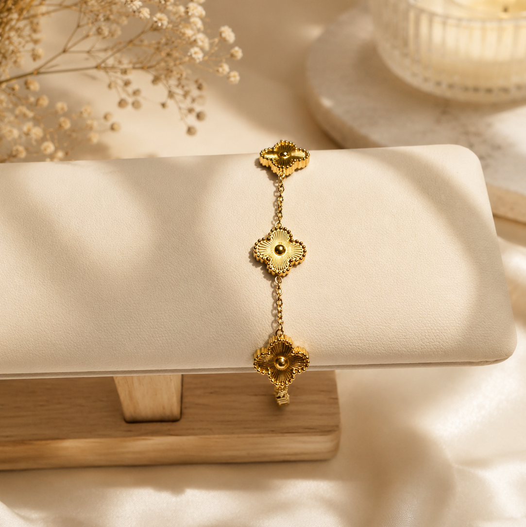Aurelia Clover Bracelet