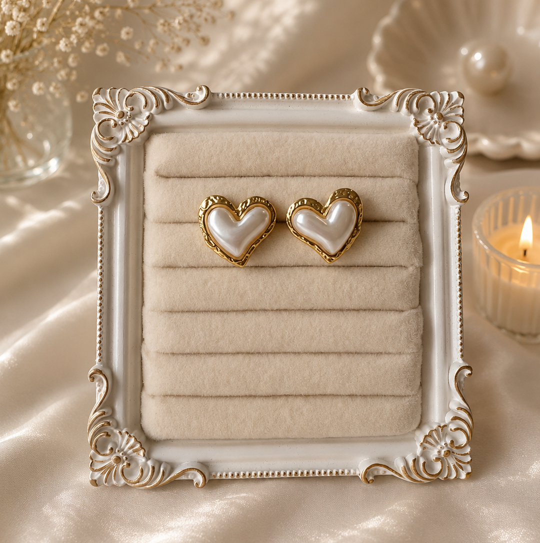 Amour Pearl Heart Studs